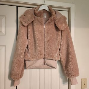 Alo Foxy Sherpa Jacket Pink